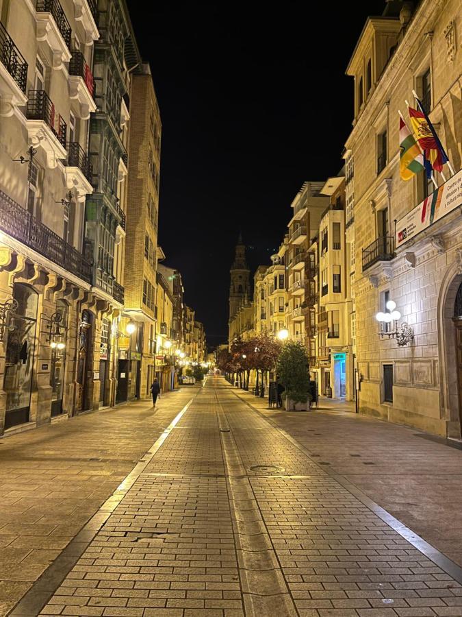 Tu Atico En Logrono Apartment Bagian luar foto